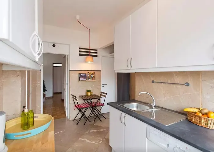 Διαμέρισμα Pinporto Center I *